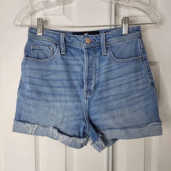 Hollister Pants - 3 / $30 Hollister Ultra High Rise Mom Jean‎ Short 3 / 26 Blue Denim Button Fly